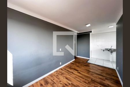 Sala de apartamento para alugar com 2 quartos, 42m² em Jardim Germânia, São Paulo