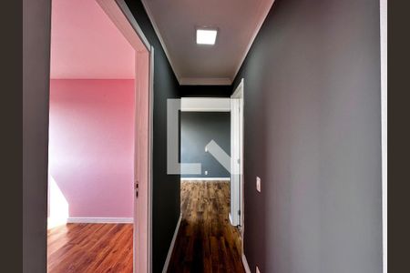 Corredor Quartos de apartamento para alugar com 2 quartos, 42m² em Jardim Germânia, São Paulo