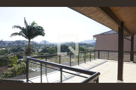 Casa de condomínio à venda com 563m², 6 quartos e 4 vagasVaranda Suites