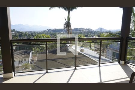 Casa de condomínio à venda com 563m², 6 quartos e 4 vagasVaranda Suite 2