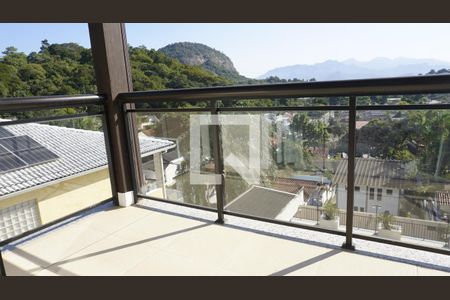 Casa de condomínio à venda com 563m², 6 quartos e 4 vagasVaranda Suites