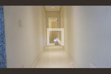 Casa de condomínio à venda com 563m², 6 quartos e 4 vagasCorredor Suite 2