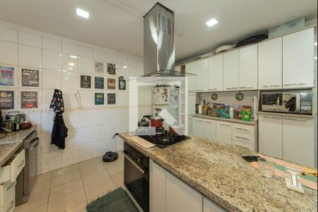 Casa à venda com 288m², 5 quartos e 5 vagasCasa 2 - Cozinha