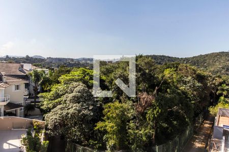 Casa de condomínio à venda com 540m², 4 quartos e 4 vagasVista da Suíte 3