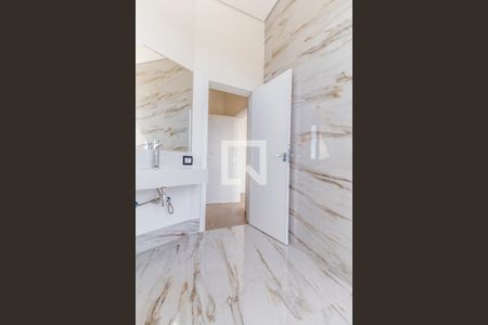 Casa de condomínio à venda com 540m², 4 quartos e 4 vagasBanheiro da Suíte 1