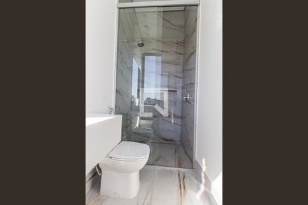 Casa de condomínio à venda com 540m², 4 quartos e 4 vagasBanheiro da Suíte 2