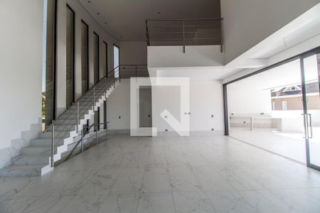 Casa de condomínio à venda com 540m², 4 quartos e 4 vagasSala