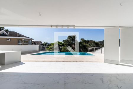 Casa de condomínio à venda com 540m², 4 quartos e 4 vagasVista da Sala 