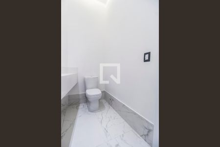 Casa de condomínio à venda com 540m², 4 quartos e 4 vagasLavabo