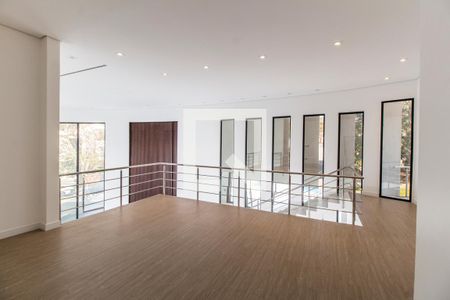 Casa de condomínio à venda com 540m², 4 quartos e 4 vagasSala 2