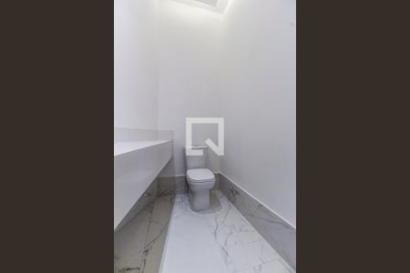 Casa de condomínio à venda com 540m², 4 quartos e 4 vagasLavabo