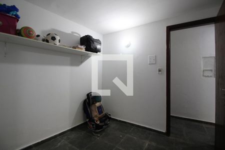 Casa de condomínio à venda com 320m², 5 quartos e 2 vagasQuarto de Serviço