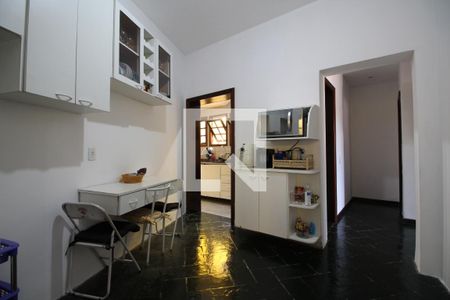 Casa de condomínio à venda com 320m², 5 quartos e 2 vagasCozinha