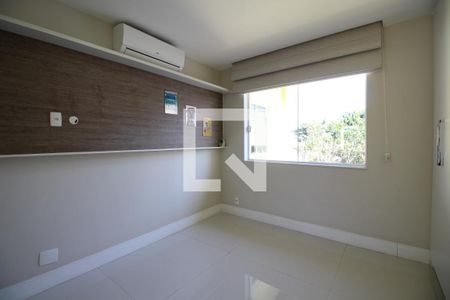 Casa de condomínio à venda com 320m², 5 quartos e 2 vagasQuarto 1