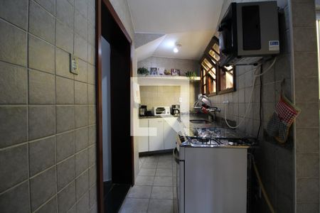 Casa de condomínio à venda com 320m², 5 quartos e 2 vagasCozinha