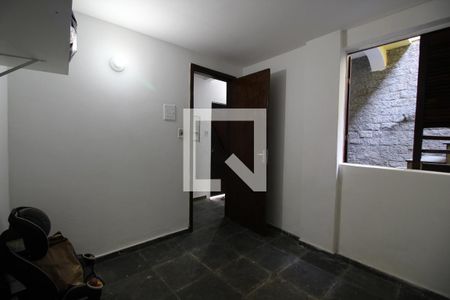 Casa de condomínio à venda com 320m², 5 quartos e 2 vagasQuarto de Serviço