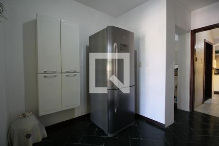 Casa de condomínio à venda com 320m², 5 quartos e 2 vagasCozinha