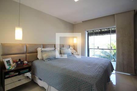 Casa de condomínio à venda com 320m², 5 quartos e 2 vagasQuarto 4 Suíte Principal