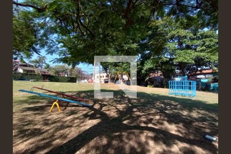 Casa de condomínio à venda com 320m², 5 quartos e 2 vagasÁrea Comum Parquinho