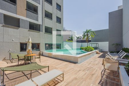 Studio à venda com 27m², 1 quarto e sem vagaPiscina