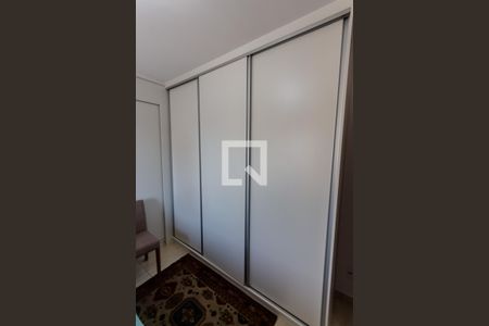 Apartamento à venda com 125m², 3 quartos e 2 vagas Apartamento à venda com 125m², 3 quartos e 2 vagasArmário