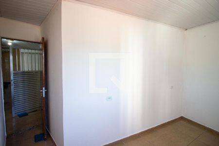 Quarto  de casa para alugar com 2 quartos, 48m² em Vila Carmosina, São Paulo