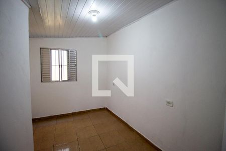 Sala  de casa para alugar com 2 quartos, 48m² em Vila Carmosina, São Paulo
