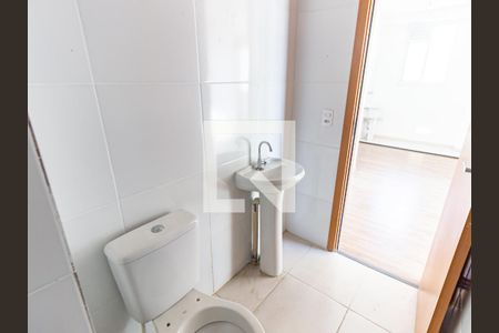 Apartamento à venda com 37m², 2 quartos e 1 vaga Apartamento à venda com 37m², 2 quartos e 1 vagaBanheiro