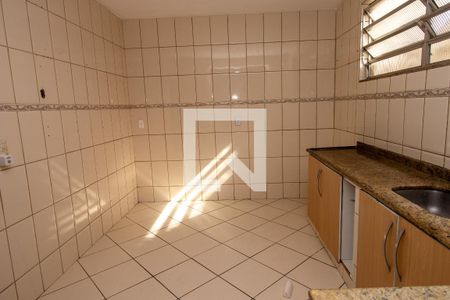 Casa de condomínio à venda com 249m², 3 quartos e 3 vagasCozinha