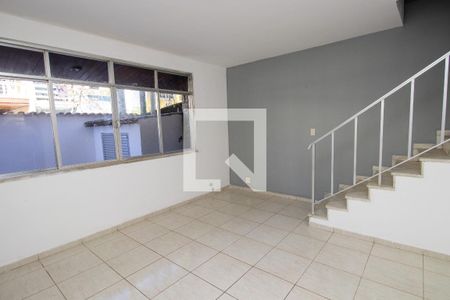 Sala de casa de condomínio à venda com 3 quartos, 249m² em Freguesia (jacarepaguá), Rio de Janeiro