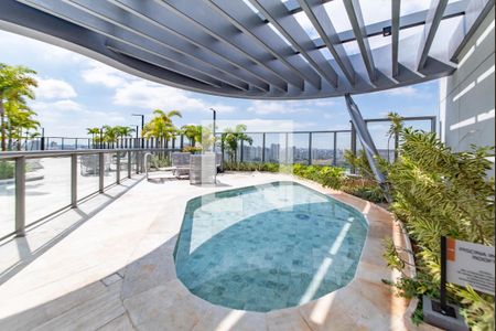 Apartamento à venda com 33m², 1 quarto e sem vagaPiscina