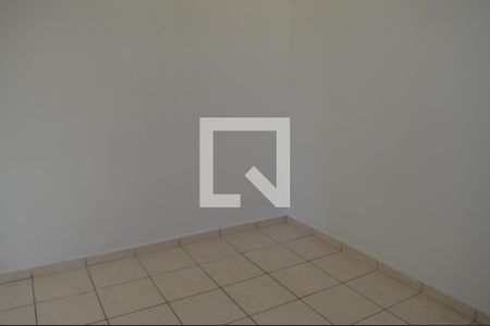 Quarto de apartamento à venda com 2 quartos, 45m² em Cabral, Contagem