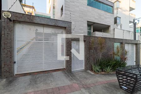 Apartamento para alugar com 198m², 3 quartos e 4 vagasFachada