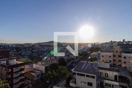 Apartamento para alugar com 198m², 3 quartos e 4 vagasVista