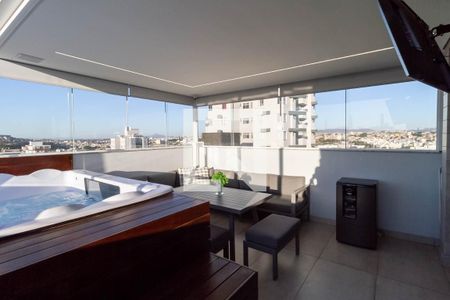 Apartamento para alugar com 198m², 3 quartos e 4 vagasÁrea externa
