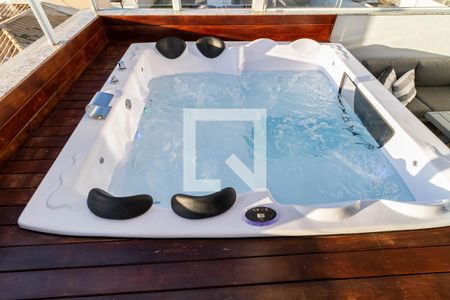 Apartamento para alugar com 198m², 3 quartos e 4 vagasÁrea externa