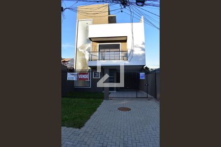 Casa para alugar com 152m², 3 quartos e 1 vagaFachada