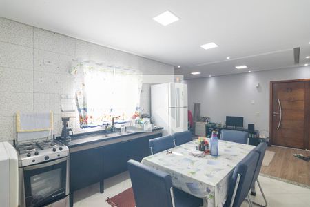 Apartamento à venda com 194m², 2 quartos e 2 vagasCozinha