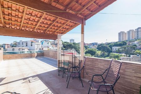Apartamento à venda com 194m², 2 quartos e 2 vagasCobertura