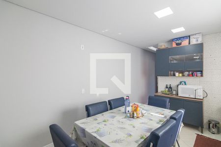 Apartamento à venda com 194m², 2 quartos e 2 vagasCozinha