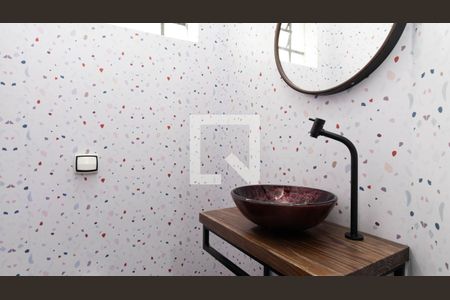 Casa à venda com 210m², 3 quartos e 4 vagasLavabo