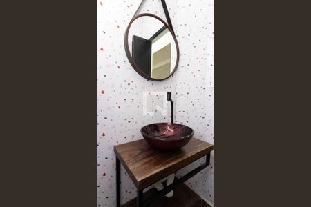 Casa à venda com 210m², 3 quartos e 4 vagasLavabo