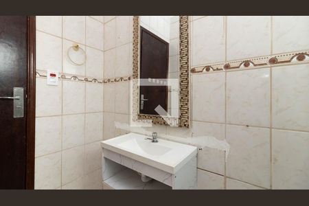 Casa à venda com 210m², 3 quartos e 4 vagasBanheiro