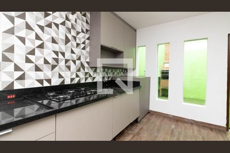 Casa à venda com 210m², 3 quartos e 4 vagasCozinha e Área de Serviço