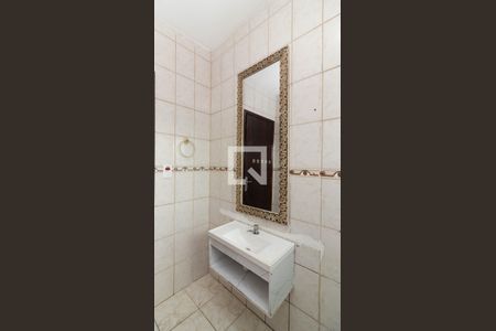 Casa à venda com 210m², 3 quartos e 4 vagasBanheiro