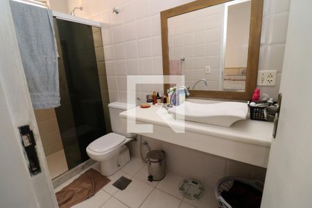 Banheiro da Suíte de apartamento para alugar com 3 quartos, 115m² em Jardim Guanabara, Rio de Janeiro