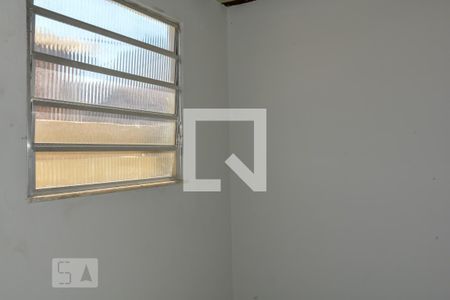 Casa para alugar com 30m², 1 quarto e sem vaga
