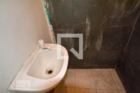 Casa para alugar com 30m², 1 quarto e sem vaga