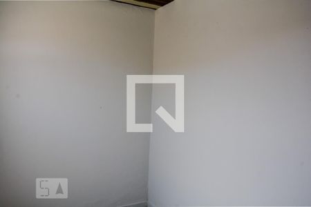 Casa para alugar com 30m², 1 quarto e sem vaga