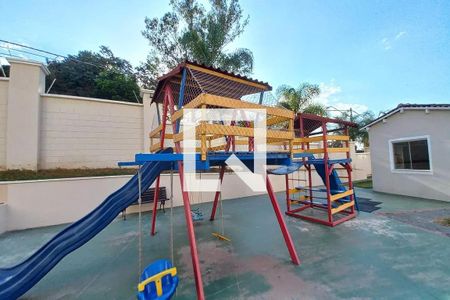 Apartamento à venda com 90m², 2 quartos e 2 vagasÁrea comum - Playground